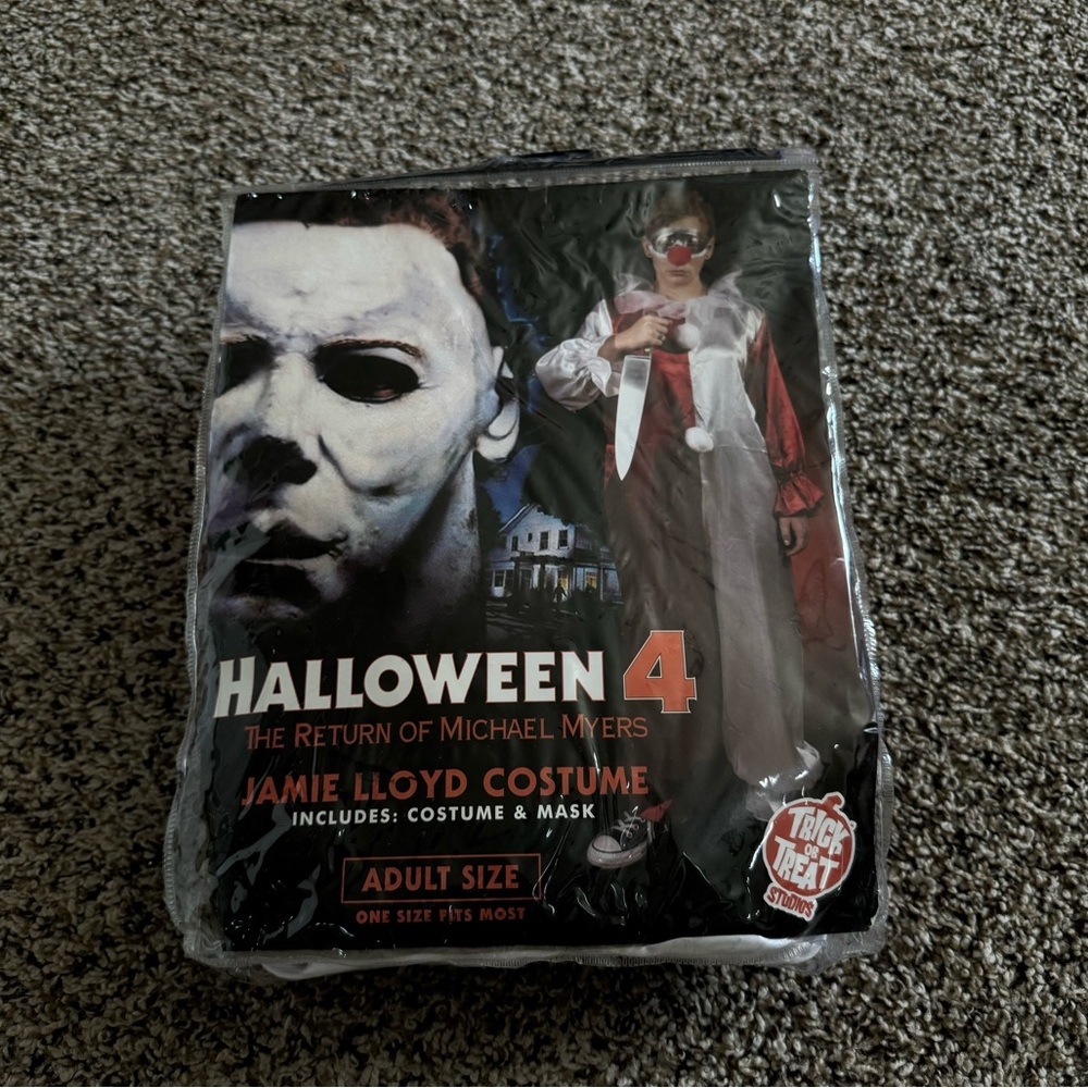 Jamie Lloyd costume